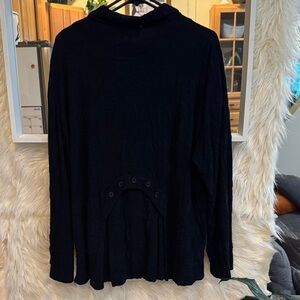 EDW EveryDayWear by Spirithouse Textured Button Top – Black – Size M ⭐